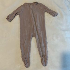 Kyte BABY 2 way Zipper Footie Newborn GUC